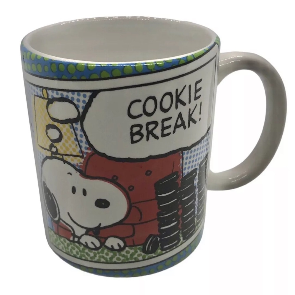 Peanuts Snoopy Mug 10 fl oz Cookie Break Ceramic Coffee Mug Gibson Charlie Brown